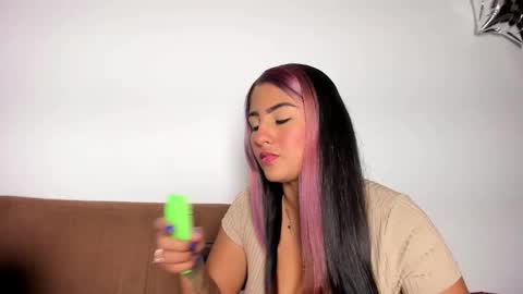 Tatiana Gomez online show from 02-05-26, 08:41