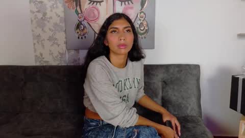 Taty Miller online show from 11-24-25, 08:19