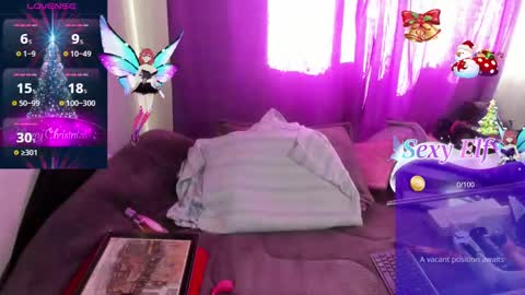 Snapshot of taty_stone chatting on 12-18-24, 01:34 tatta online show from 12-18-24, 01:34