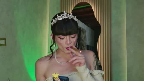 taurito___ online show from 12-17-25, 01:44