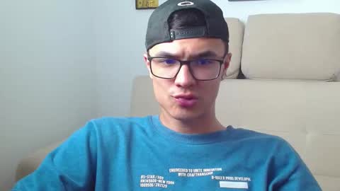 Snapshot of taurus4k chatting on 01-20-25, 06:10 taurus4k online show from 01-20-25, 06:10