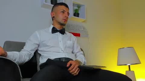 tayer_bennet online show from 09-13-25, 03:39