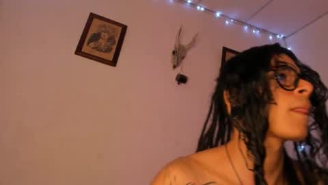   online show from 11-09-25, 02:04