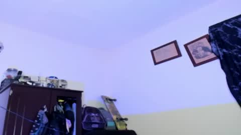   online show from 06-19-26, 06:29