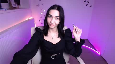 Tayla online show from 10-28-25, 07:23