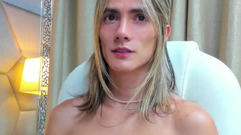 tayler_swift1 online show from 02-01-25, 06:00