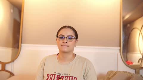 Teylor  Kim online show from 10-11-25, 06:50