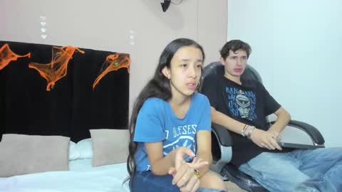 Snapshot of taylor_and_exidt chatting on 10-18-25, 12:28 taylor and exidt online show from 10-18-25, 12:28