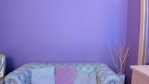 Taylor Bennet online show from 11-25-25, 11:32