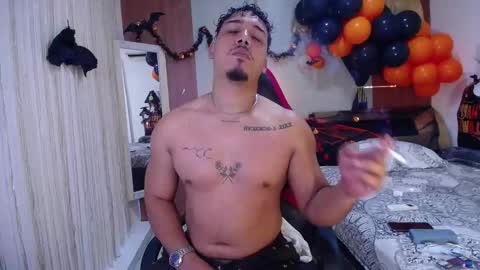 Snapshot of taylor_collins_2 chatting on 10-25-25, 12:56 taylor_collins_2 online show from 10-25-25, 12:56