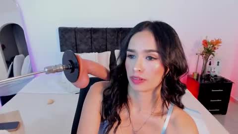 Taylor online show from 12-18-25, 09:54