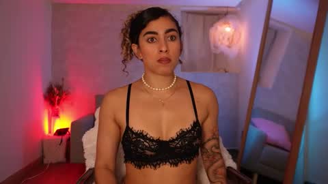 taylormichell online show from 02-24-26, 07:34