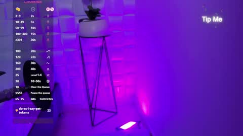 Snapshot of tbabi11 chatting on 09-26-25, 08:57 B A B I online show from 09-26-25, 08:57