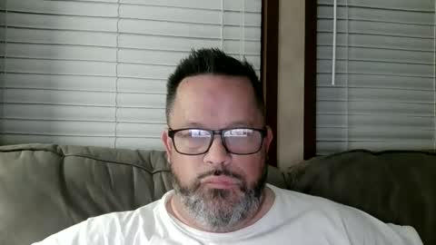 tdhawk87 online show from 02-09-26, 10:41