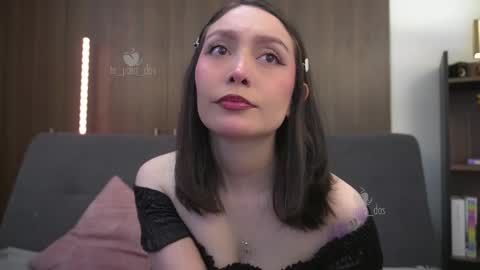 Leo and Luna online show from 02-26-26, 03:33