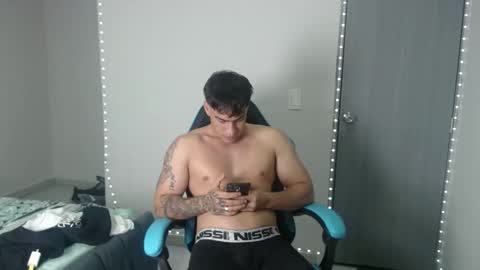 Snapshot of team23hot0 chatting on 10-01-25, 04:07 team23hot0 online show from 10-01-25, 04:07