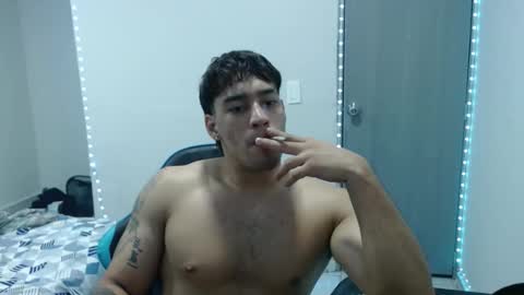 Snapshot of team23hot0 chatting on 10-20-25, 03:29 team23hot0 online show from 10-20-25, 03:29