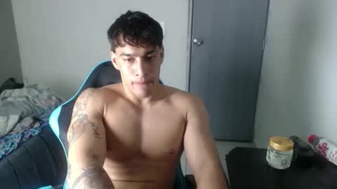 team23hot0 online show from 11-28-25, 04:37