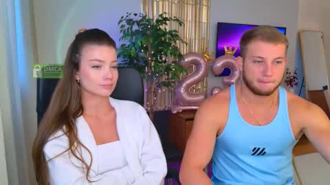 Snapshot of team2fit chatting on 09-28-25, 07:03 team2fit online show from 09-28-25, 07:03