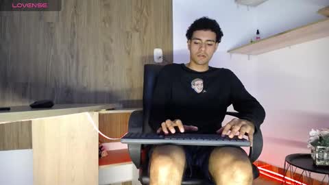 Snapshot of teamporn_18 chatting on 12-31-24, 02:08 Danger online show from 12-31-24, 02:08