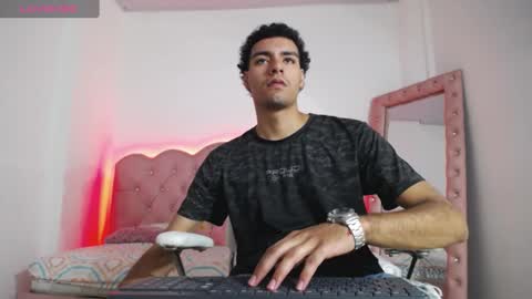 Snapshot of teamporn_18 chatting on 12-31-24, 01:41 Danger online show from 12-31-24, 01:41