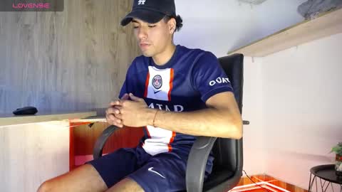 Snapshot of teamporn_18 chatting on 01-11-25, 07:16 Danger online show from 01-11-25, 07:16