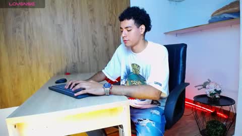 Snapshot of teamporn_18 chatting on 01-13-25, 03:15 Danger online show from 01-13-25, 03:15