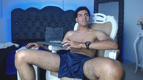 Snapshot of teamporn_18 chatting on 02-11-25, 08:10 Danger online show from 02-11-25, 08:10