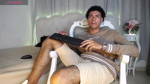 Snapshot of teamporn_18 chatting on 02-28-25, 11:23 Danger online show from 02-28-25, 11:23