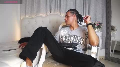 Snapshot of teamporn_18 chatting on 03-12-25, 08:10 Danger online show from 03-12-25, 08:10