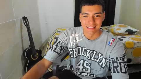 Snapshot of teamporn_18 chatting on 09-10-25, 03:50 Danger online show from 09-10-25, 03:50