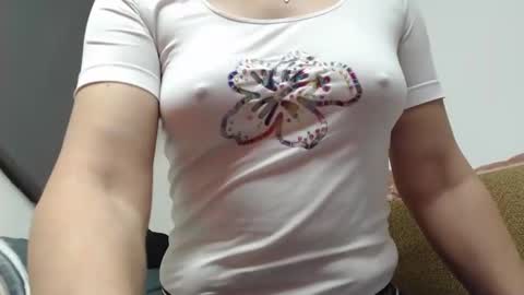 ALICIA--- online show from 11-05-25, 06:35