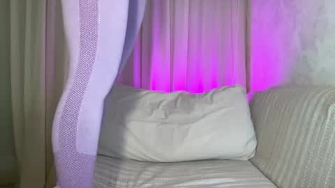 Snapshot of technoelf chatting on 02-25-26, 05:22 Mary X TechnoElfff INST fansly kissmary online show from 02-25-26, 05:22