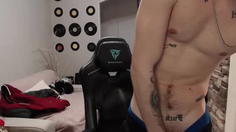 Teddy online show from 11-30-25, 03:54