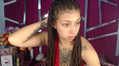 Tayloor online show from 01-14-25, 03:11