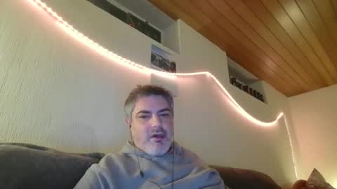 Peter online show from 02-05-25, 04:16