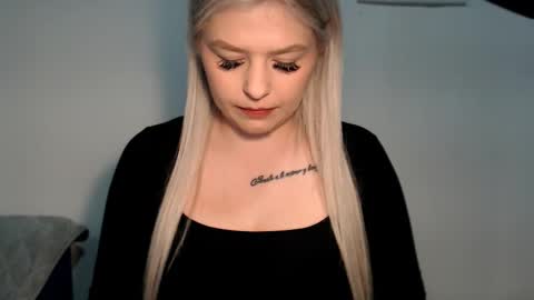 Teeyara  online show from 02-26-26, 09:08