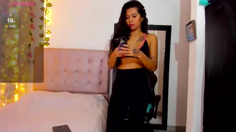 Tefy Cardona online show from 12-04-25, 03:10