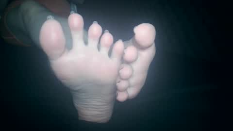 Viv West online show from 12-01-25, 03:22