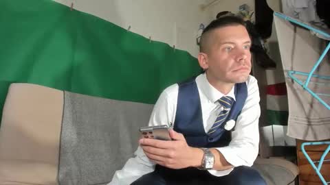 Virg Lszl online show from 10-22-25, 08:36