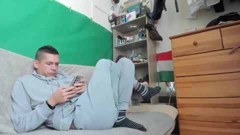 Virg Lszl online show from 10-27-25, 10:52