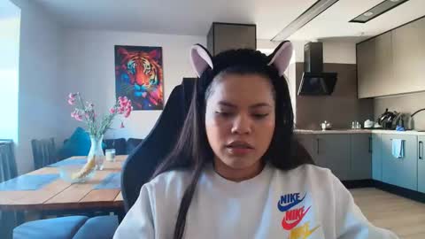 Amazing SALOME online show from 11-06-25, 08:04