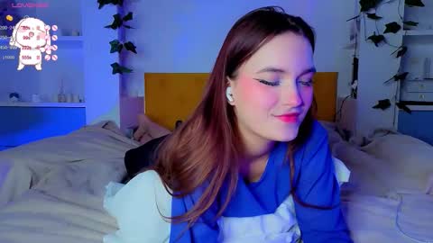 Megan  online show from 11-10-25, 09:14