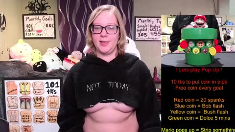 Pixie and Tentacle Overlord online show from 01-08-25, 10:48