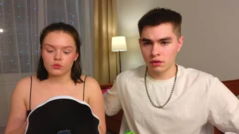 Snapshot of tenderlovesss chatting on 01-31-25, 03:44 Amanda and Kenny online show from 01-31-25, 03:44
