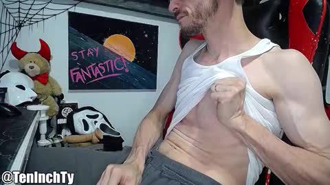 Ty online show from 10-27-25, 04:55