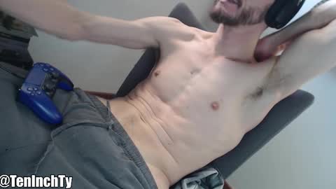 Ty online show from 12-19-25, 05:42