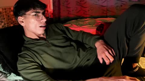 Snapshot of teo_369 chatting on 02-20-25, 08:36 Teo online show from 02-20-25, 08:36