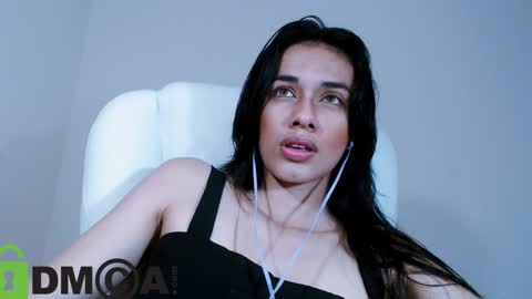 Lisa online show from 12-22-24, 03:22