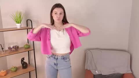 Snapshot of teresa_pinnet chatting on 02-22-26, 08:24 Alice online show from 02-22-26, 08:24